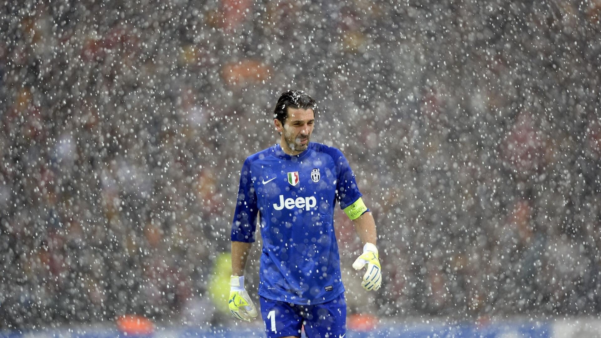 开云体育官网-一夜双城记，北京铁血掀翻广厦，德罗赞欧冠封神演绎英雄主义