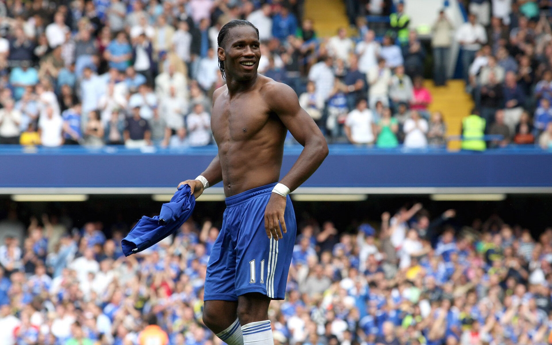 东决关键战焦点战，智利冲垮英格兰，战术革命与旧秩序的崩塌