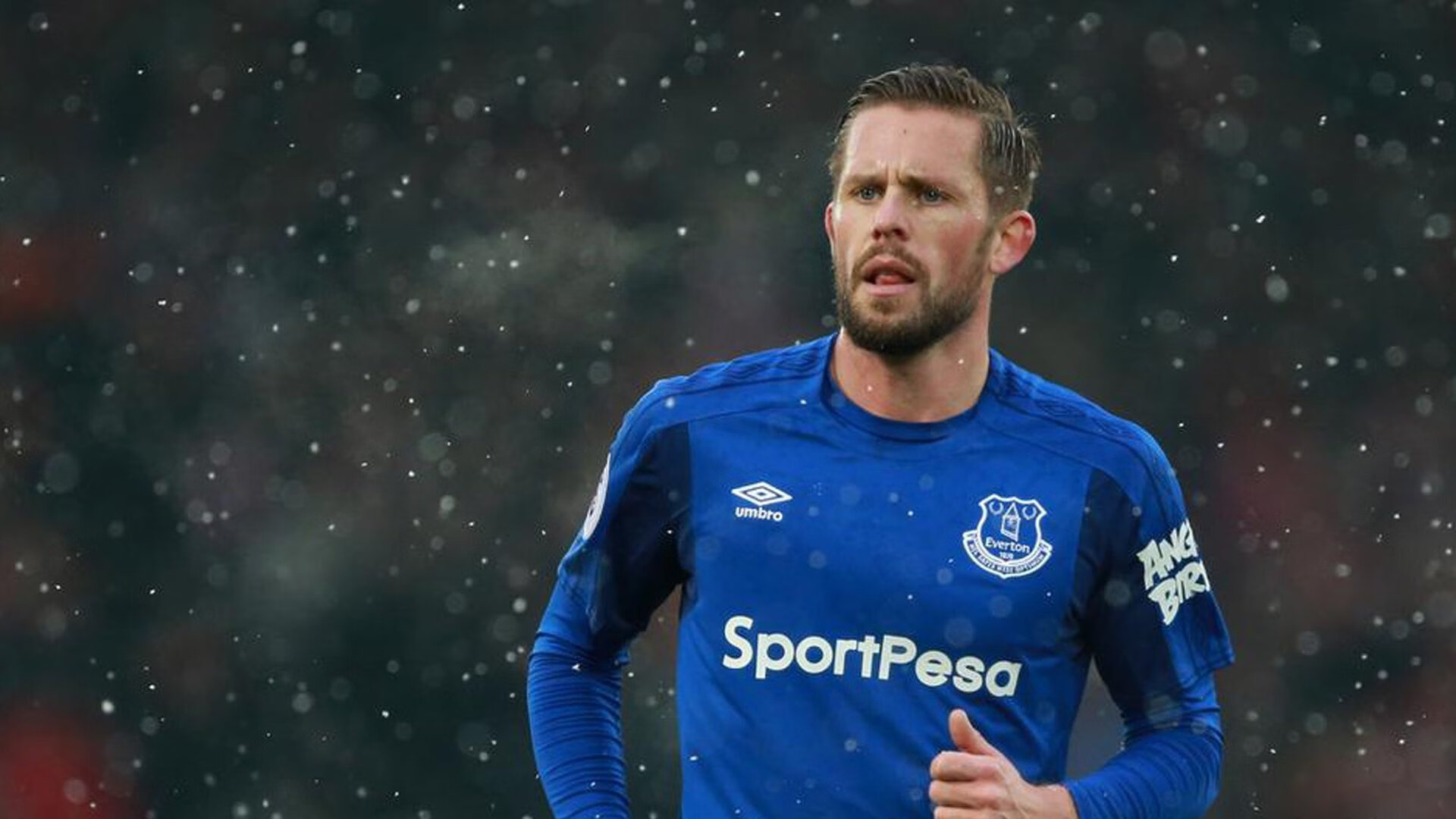 战术碾压！莱比锡红牛窒息式足球困死英格兰，迪马利亚一剑封喉演绎宗师本色